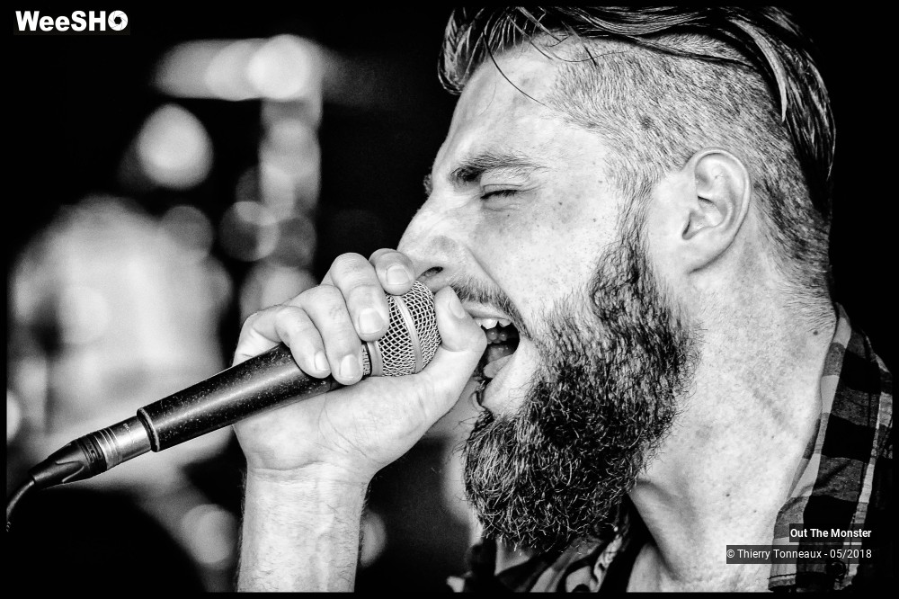 39/39 photos du spectacle Out The Monster