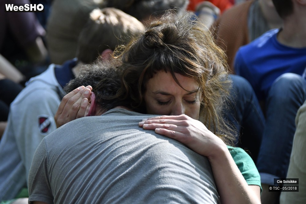 30/31 photos du spectacle Rejoindre le papillon