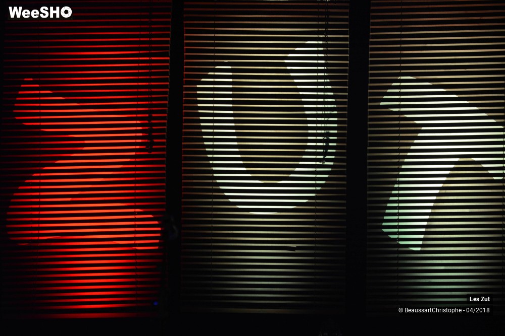 23/45 photos du spectacle Zut, Y'a un Bug 