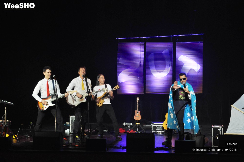 42/45 photos du spectacle Zut, Y'a un Bug 