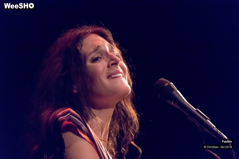 24/48 photos du spectacle Pauline