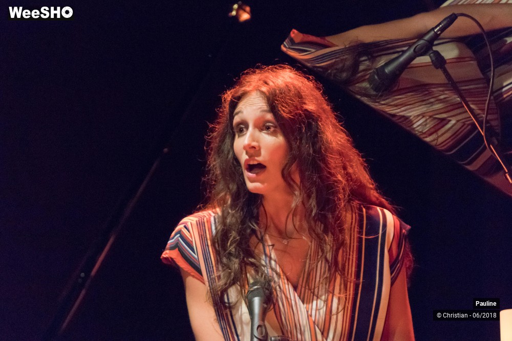 25/48 photos du spectacle Pauline