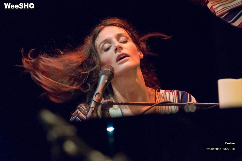 26/48 photos du spectacle Pauline