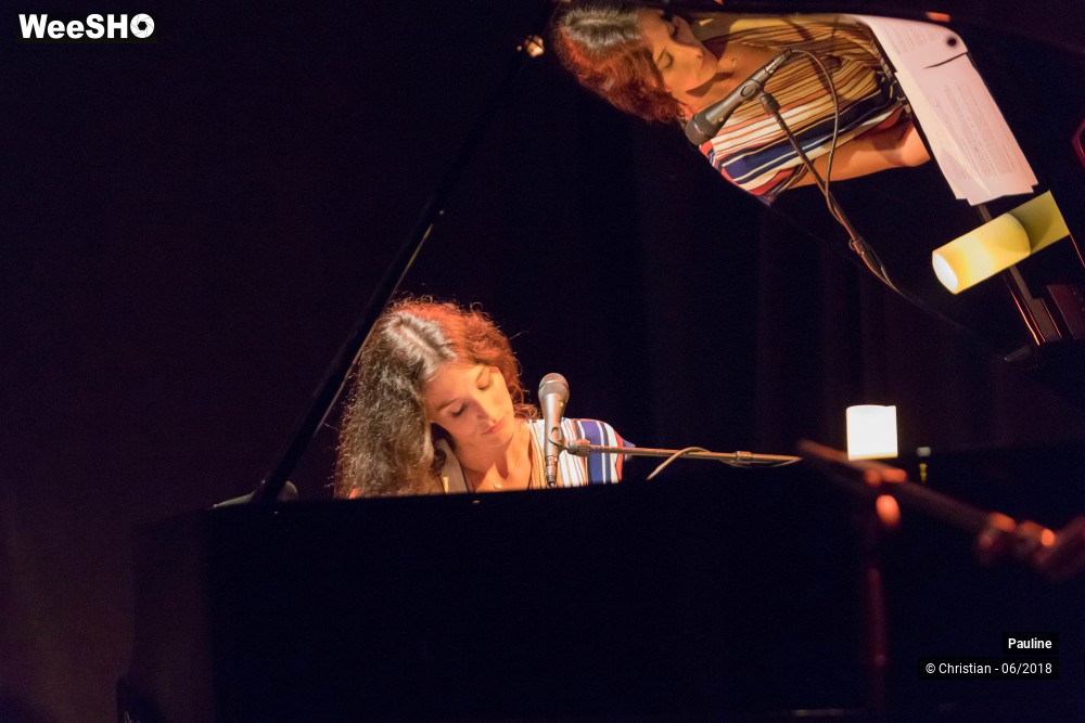 33/48 photos du spectacle Pauline