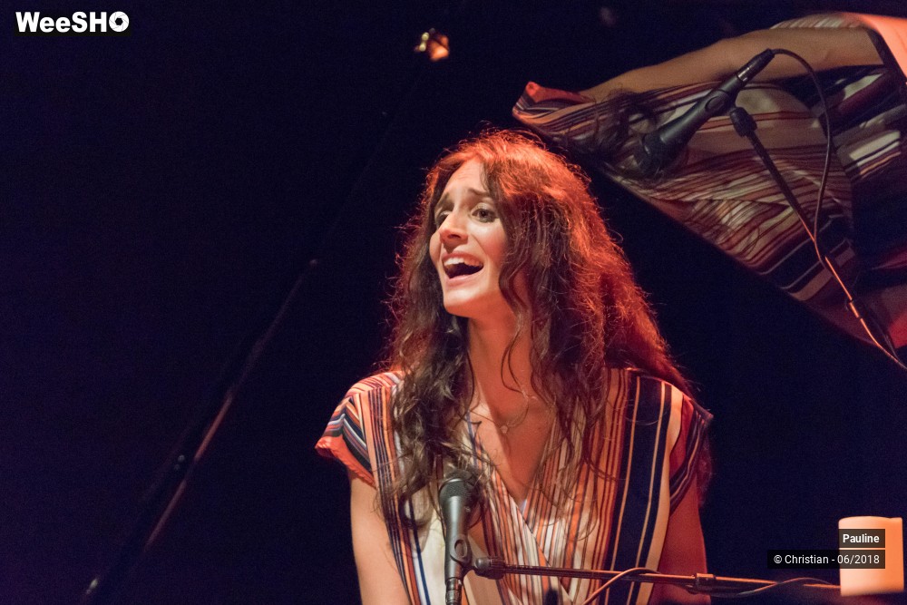 34/48 photos du spectacle Pauline