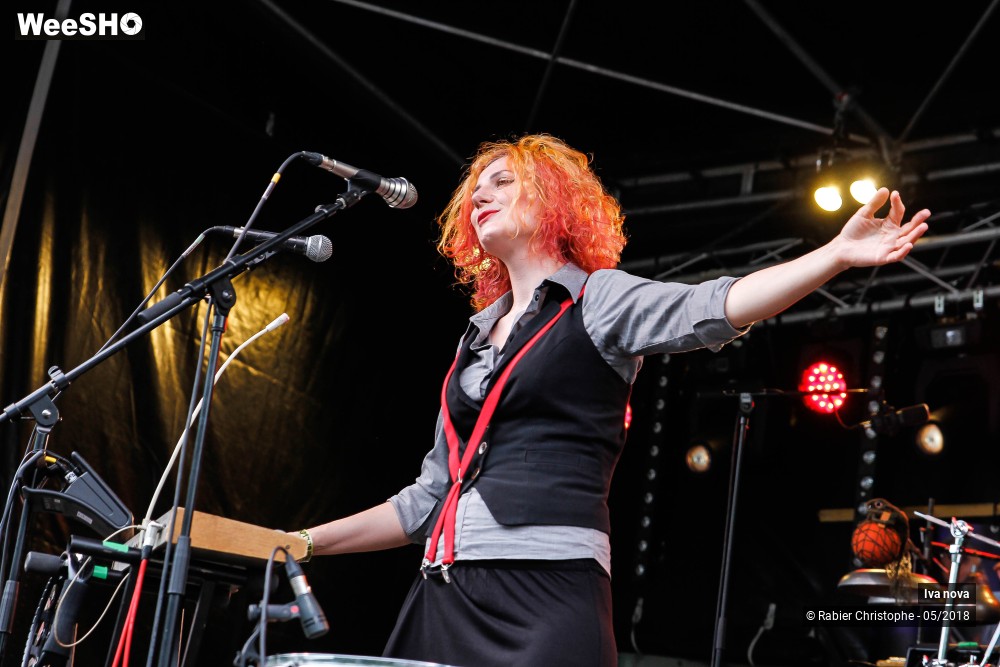 18/46 photos du spectacle Iva nova