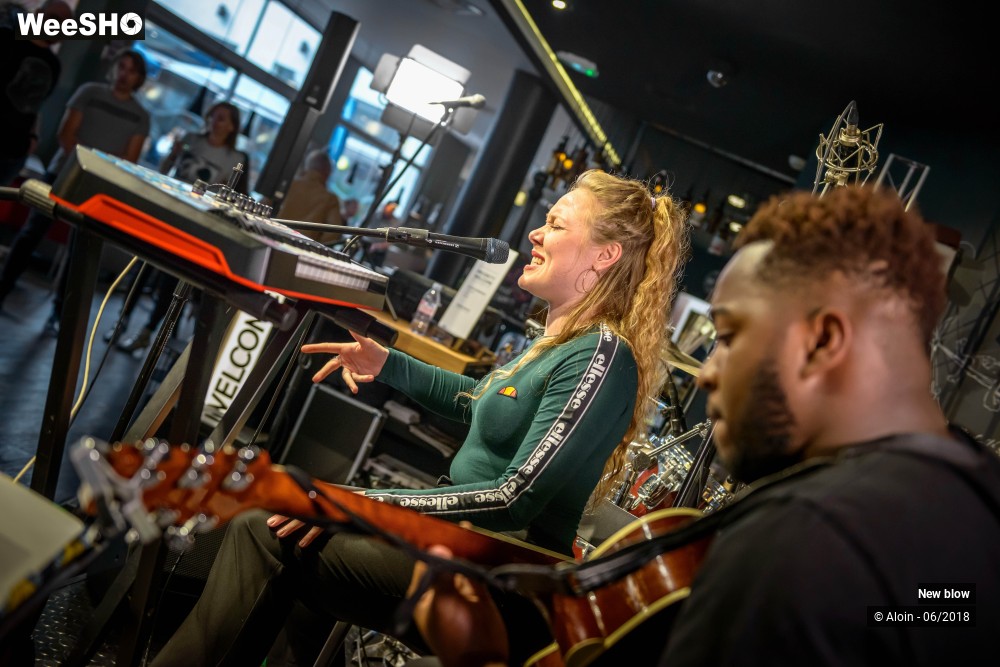 24/41 photos du spectacle New Blow