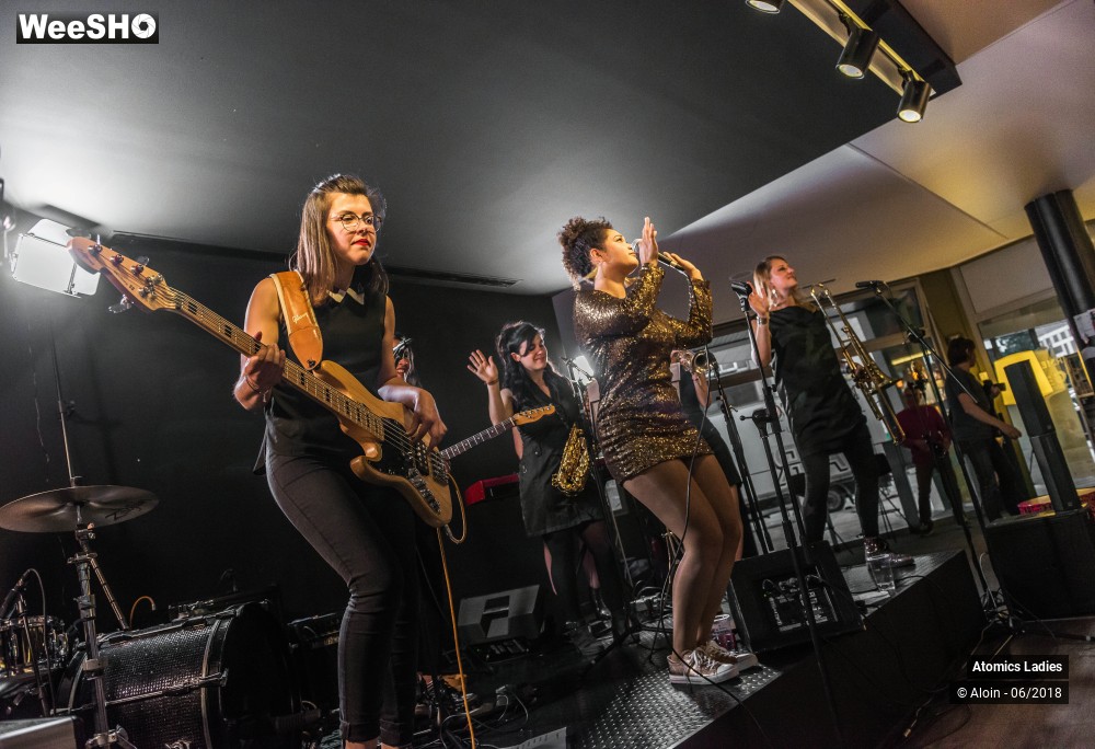 32/33 photos du spectacle Atomic Ladies
