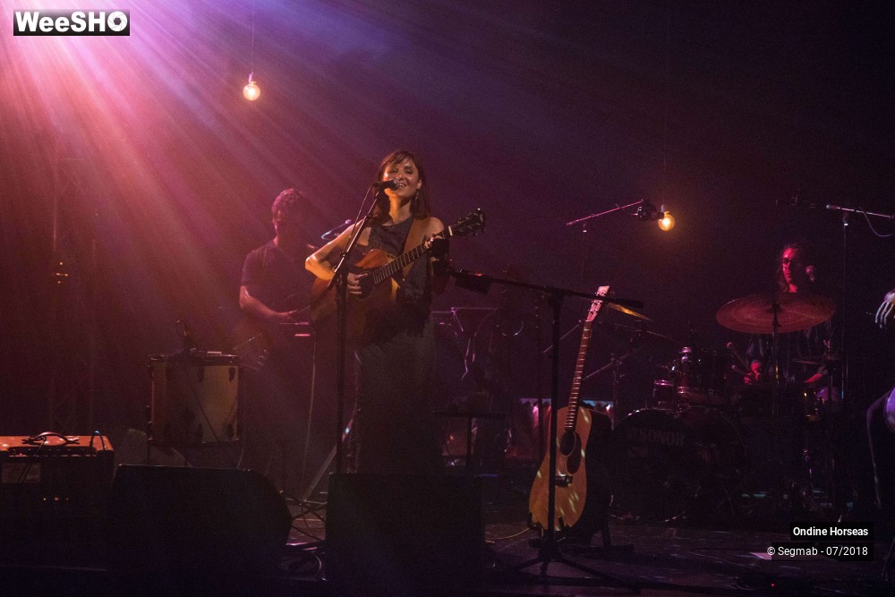 24/50 photos du spectacle Ondine Horseas - Concert Privé