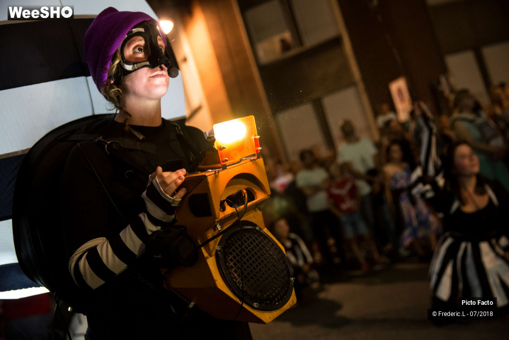 14/72 photos du spectacle Les Lampadophores
