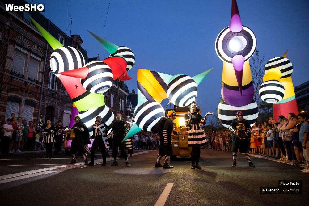 21/72 photos du spectacle Les Lampadophores