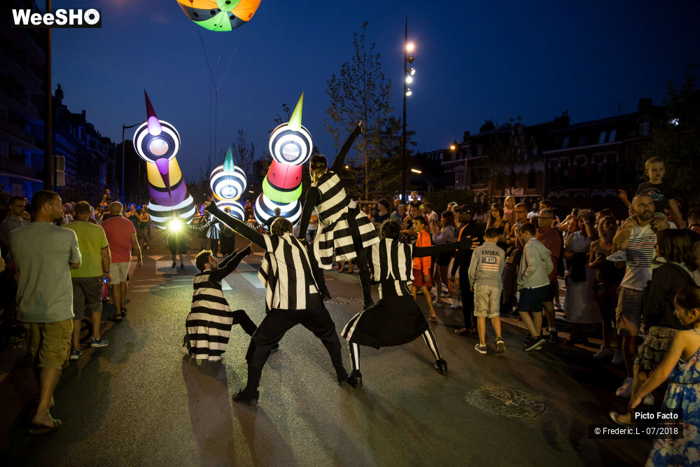 25/72 photos du spectacle Les Lampadophores