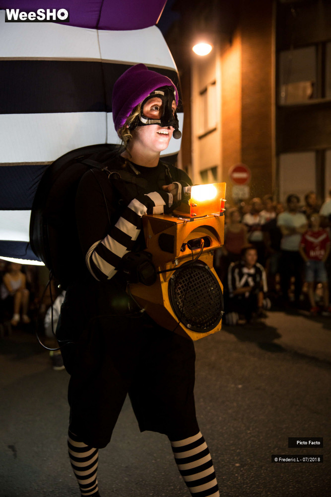 44/72 photos du spectacle Les Lampadophores