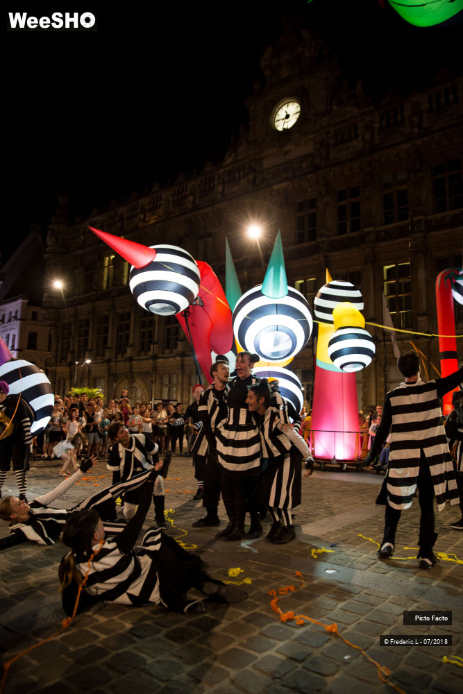 46/72 photos du spectacle Les Lampadophores