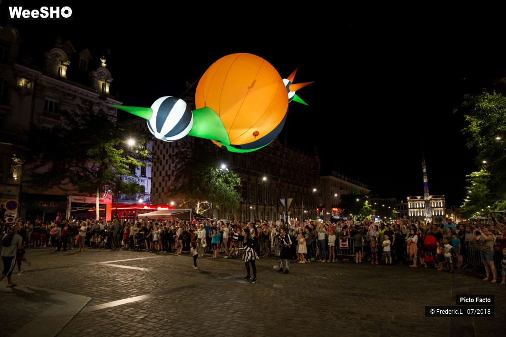 61/72 photos du spectacle Les Lampadophores