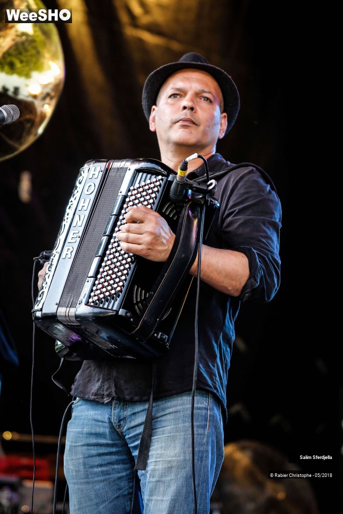 1/32 photos du spectacle Salim