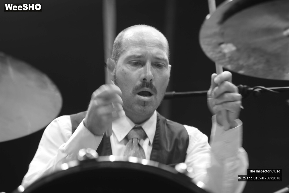 28/33 photos du spectacle The Inspecteur Cluzo