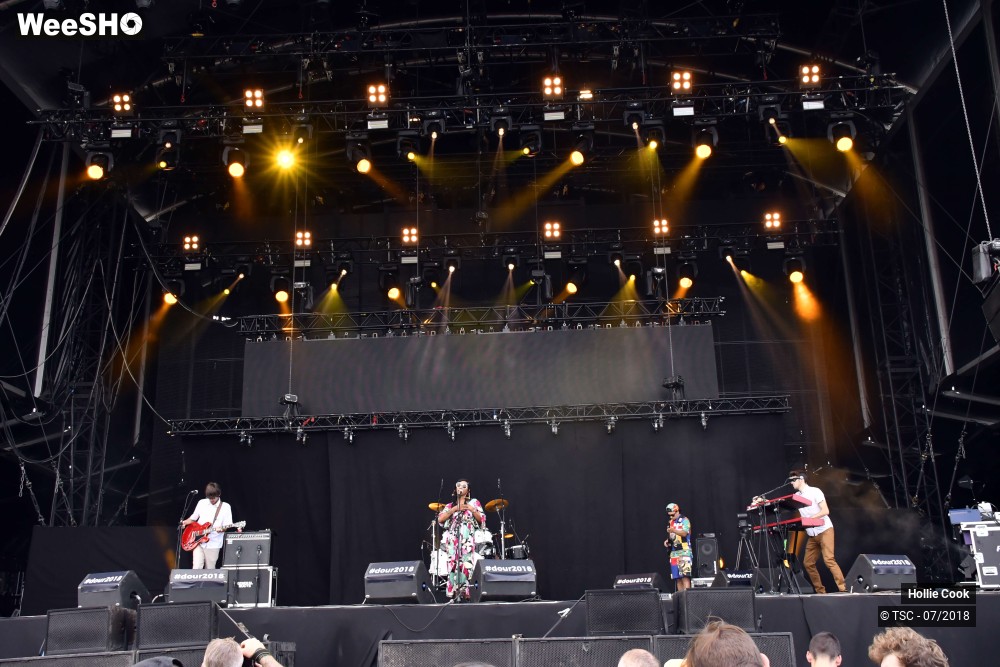 5/19 photos du spectacle Hollie Cook