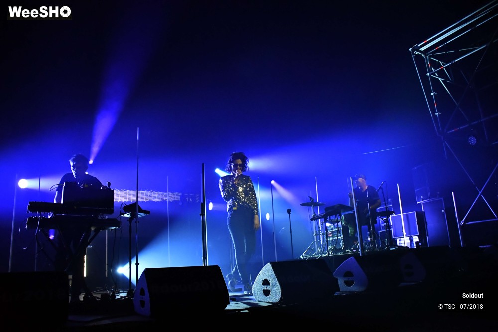 24/26 photos du spectacle Soldout