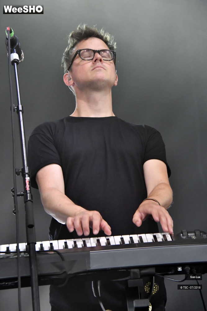 1/9 photos du spectacle Son Lux