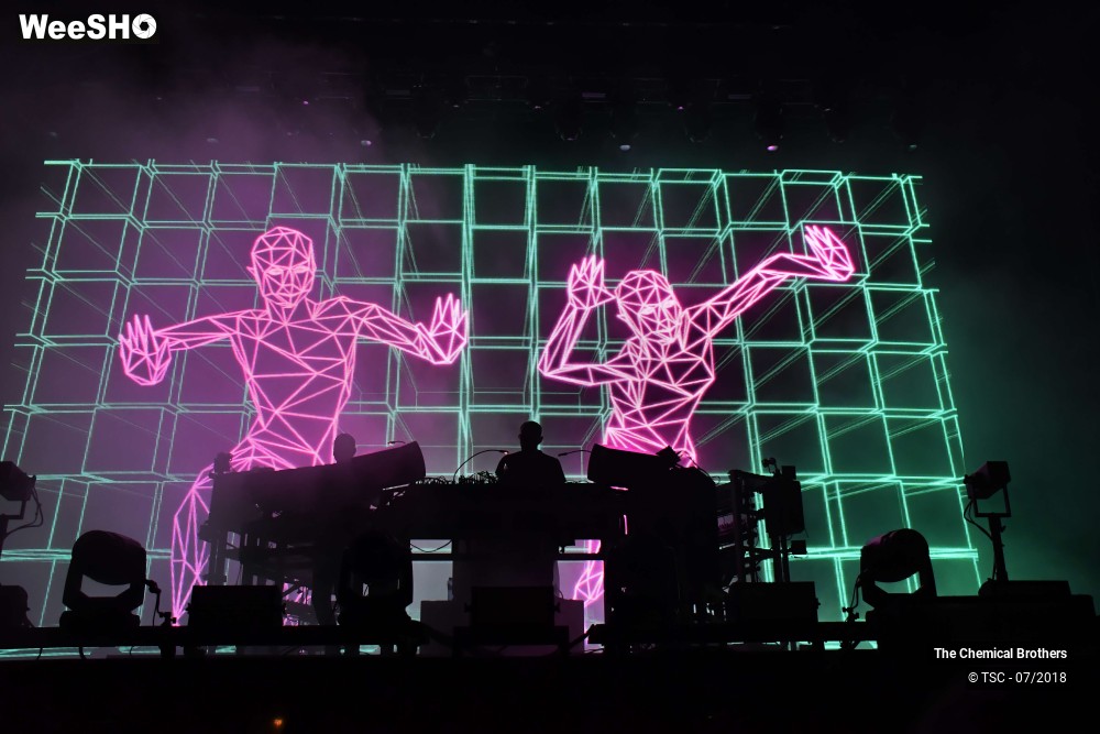 8/24 photos du spectacle The Chemical Brothers