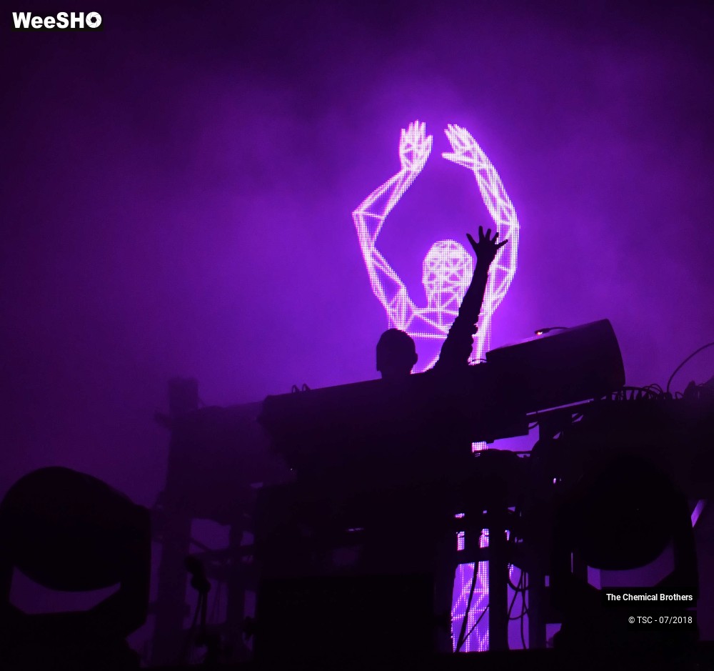 22/24 photos du spectacle The Chemical Brothers