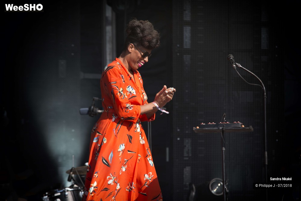 14/15 photos du spectacle Sandra Nkaké