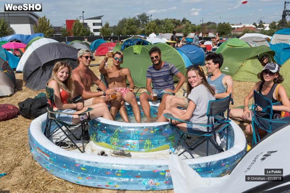 30/49 photos du spectacle Festival Les Nuits Secrètes 2018 : Ambiance sur le camping