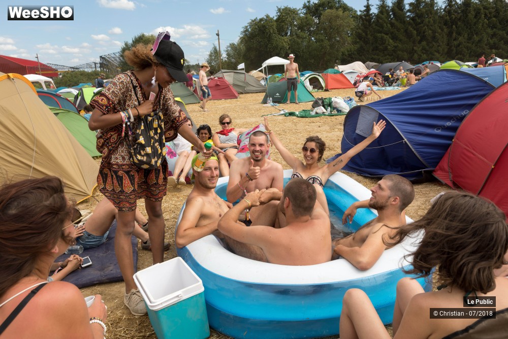 48/49 photos du spectacle Festival Les Nuits Secrètes 2018 : Ambiance sur le camping
