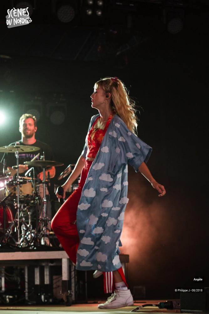 11/16 photos du spectacle Angèle