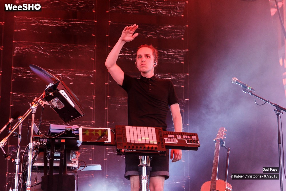 17/30 photos du spectacle Gael Faye