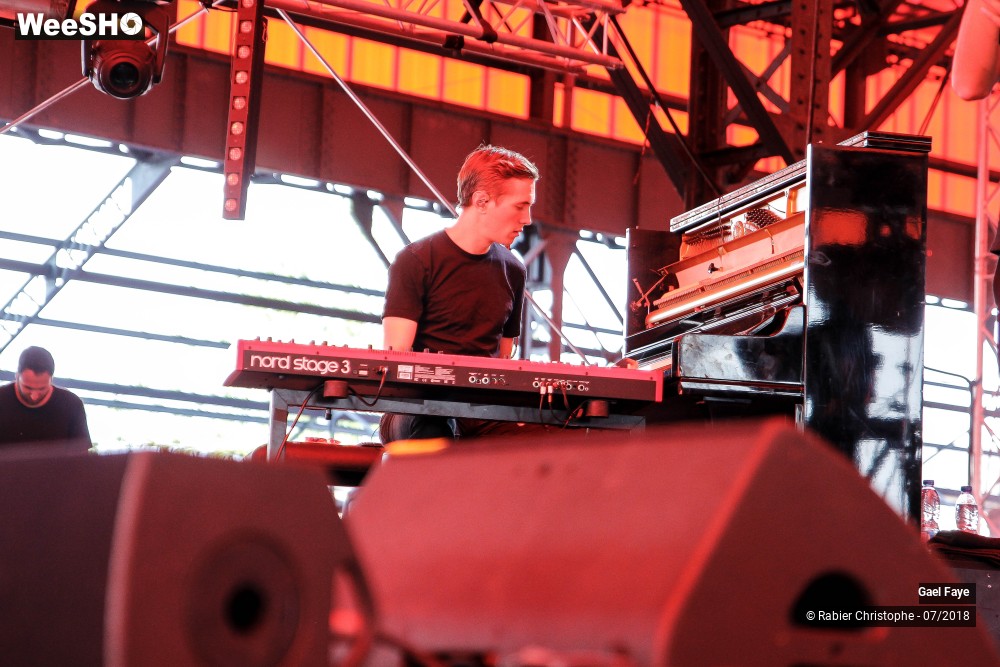 20/30 photos du spectacle Gael Faye