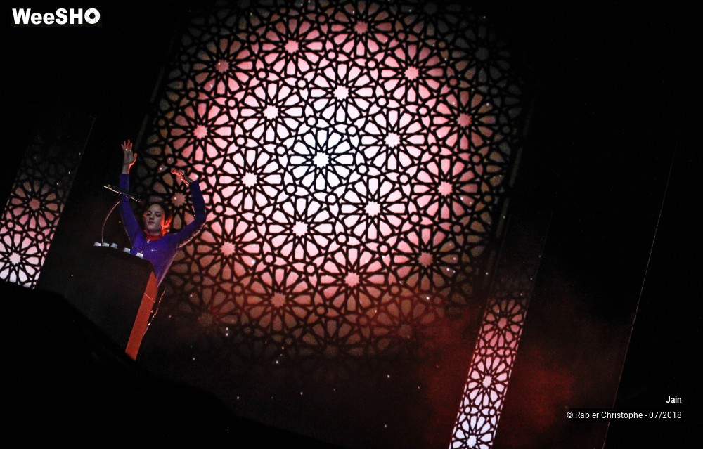 3/31 photos du spectacle Jain