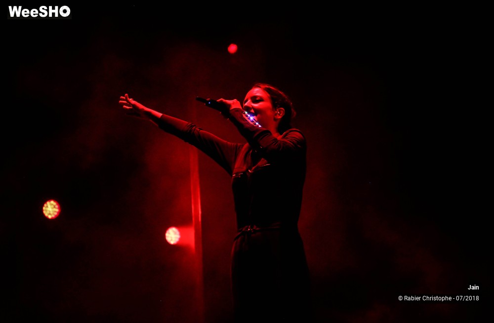 12/31 photos du spectacle Jain