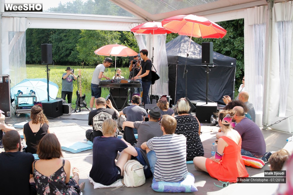 12/20 photos du spectacle Malik Djoudi