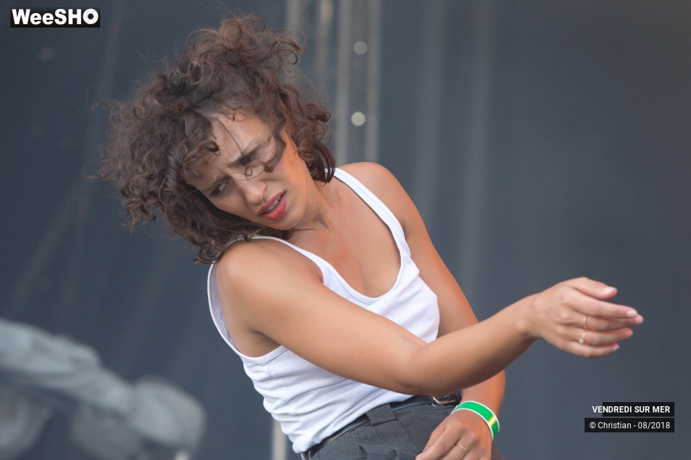 14/31 photos du spectacle Vendredi Sur Mer