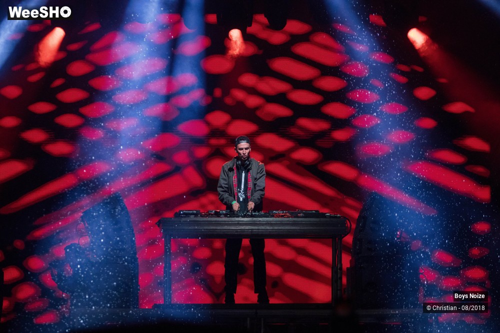 15/15 photos du spectacle Boys Noize