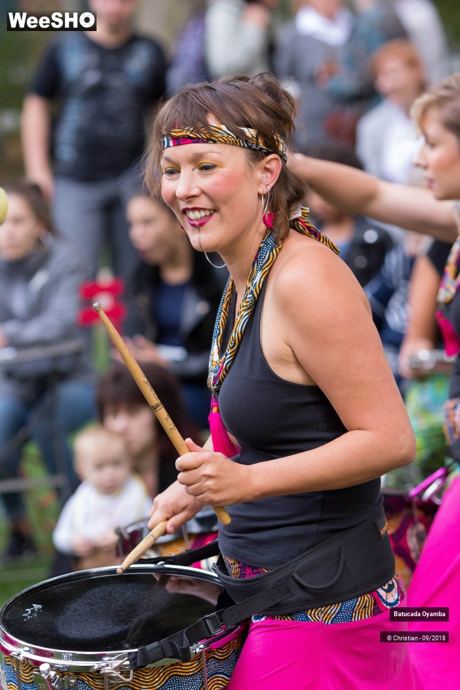 17/31 photos du spectacle La Batucada Oyamba