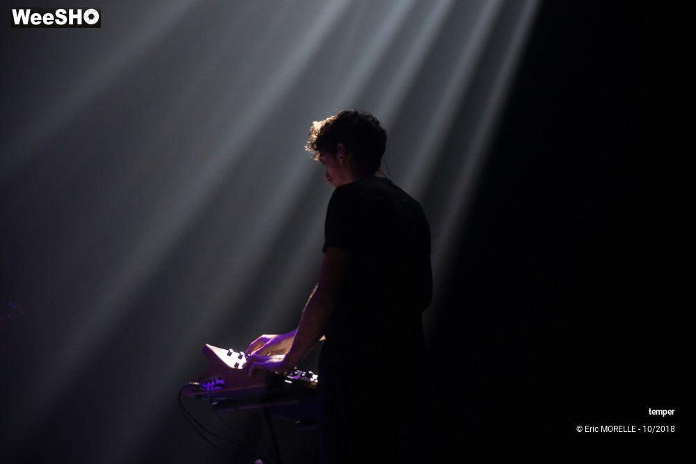 36/100 photos du spectacle temper