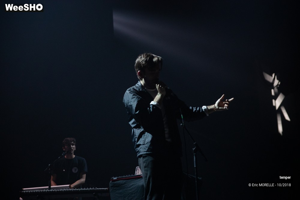 58/100 photos du spectacle temper