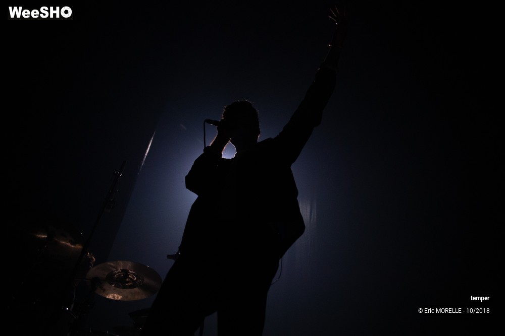 59/100 photos du spectacle temper
