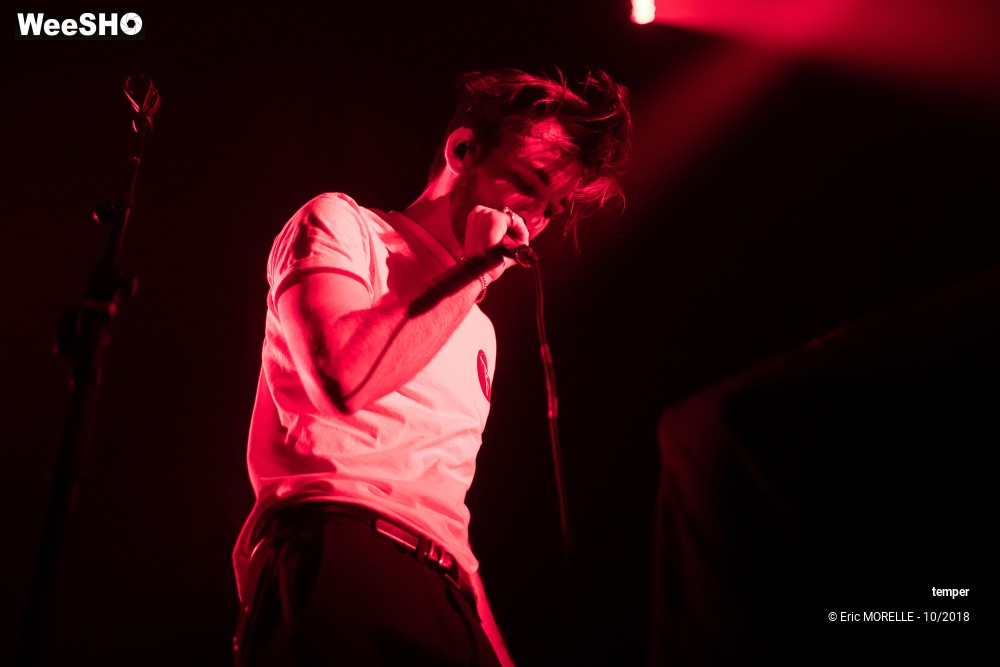 76/100 photos du spectacle temper