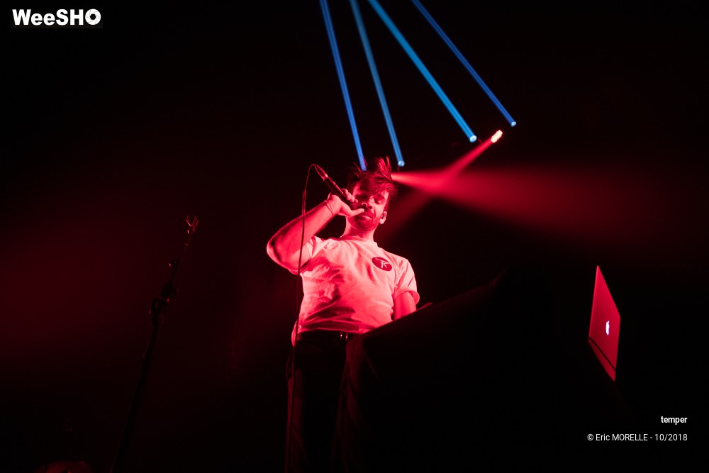 80/100 photos du spectacle temper