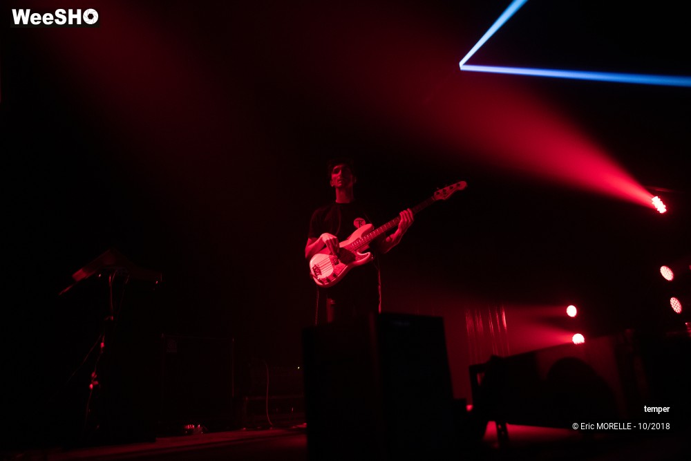85/100 photos du spectacle temper