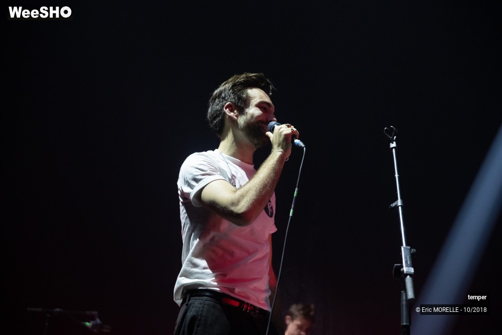100/100 photos du spectacle temper