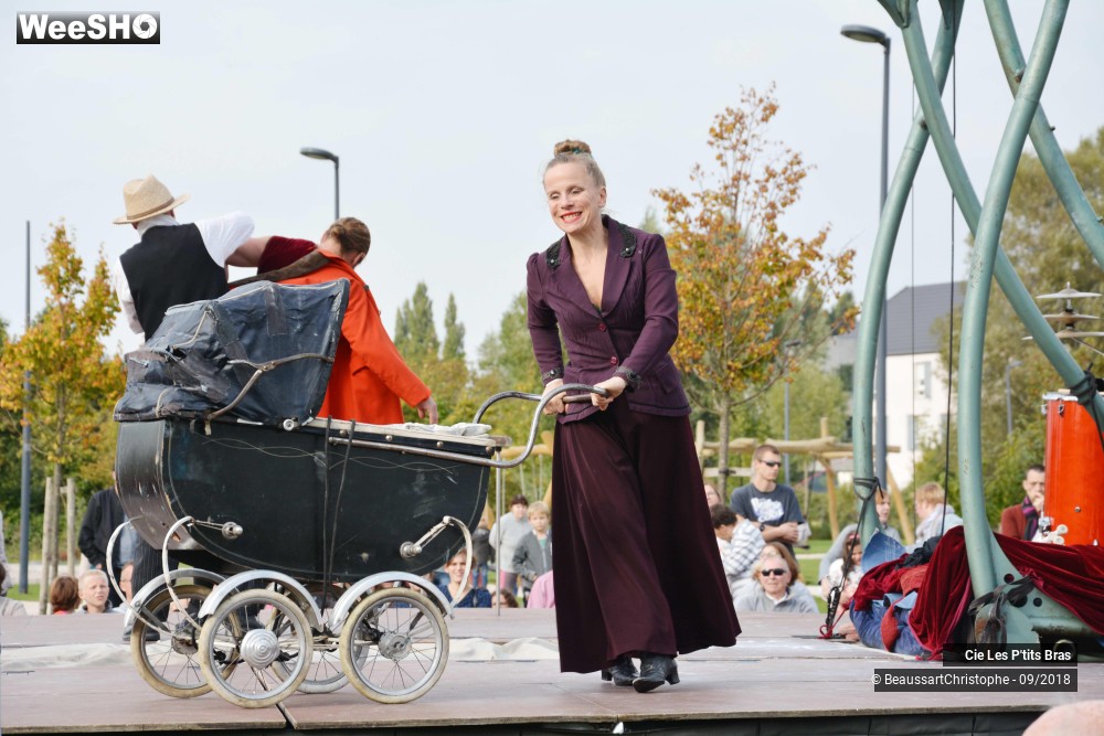 21/48 photos du spectacle L'Odeur de la Sciure