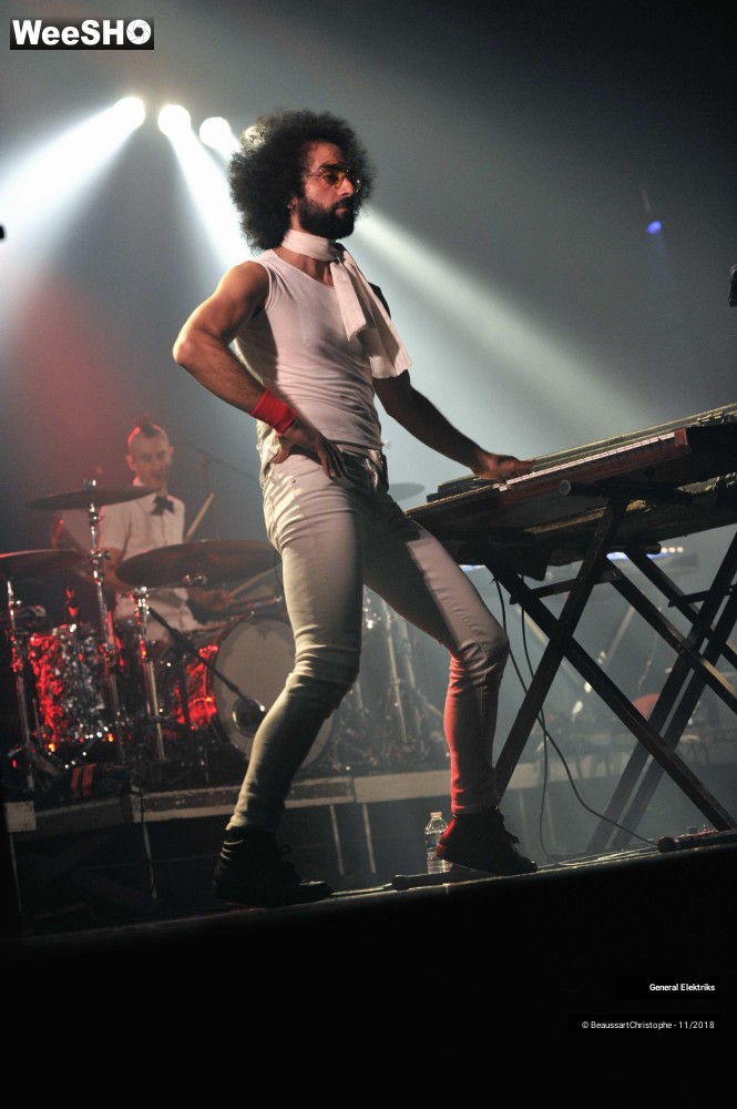 5/50 photos du spectacle General Elektriks
