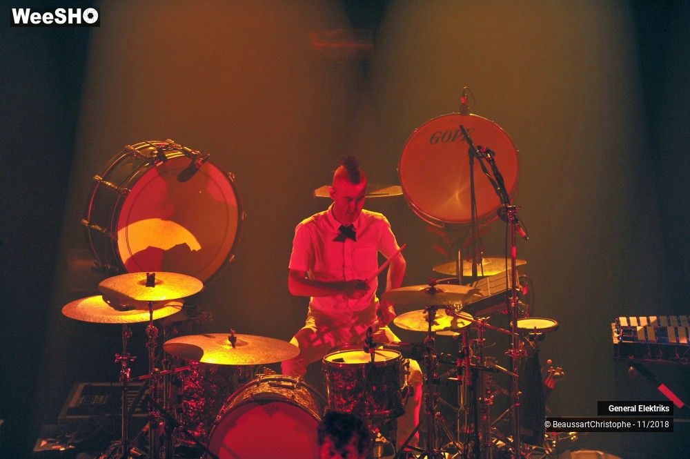 28/50 photos du spectacle General Elektriks