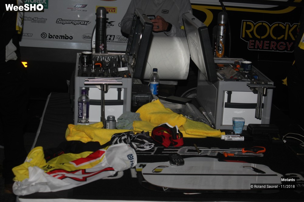 25/30 photos du spectacle Supercross Paris 2018 Ambiance