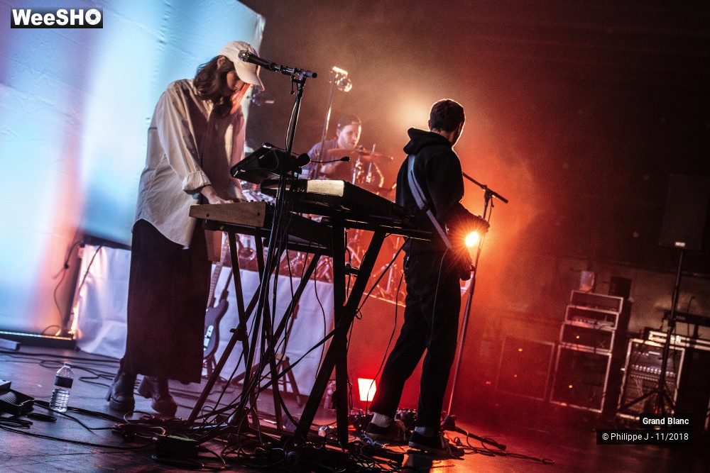 1/19 photos du spectacle Grand Blanc